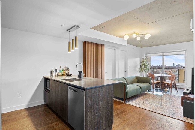 Building Photo - 100 Rue Murray Unit 1402