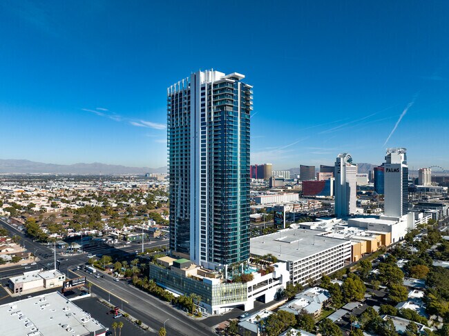 Photo - Palms Place Apartments