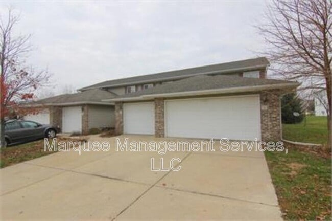 Building Photo - 119 W Windsor Ave