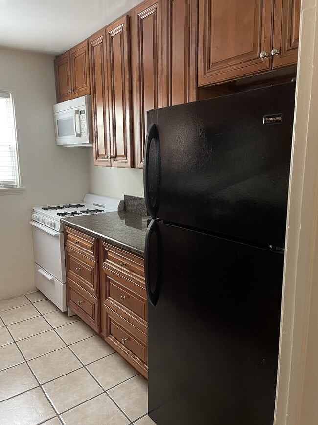 Photo - 410 S Sierra Madre Blvd Unit 6