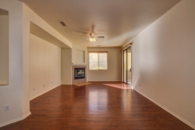 Photo - Upgraded 3 bed 2 bath StoneRidge Beauty!