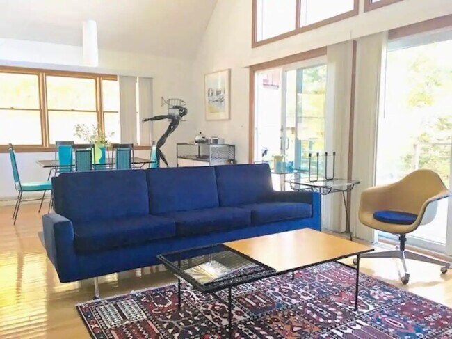 Photo - 23 Rainbow Ln