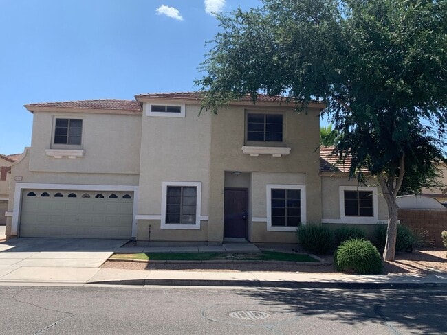 Building Photo - Wonderful 3 bedroom 2.5 bath home located ...