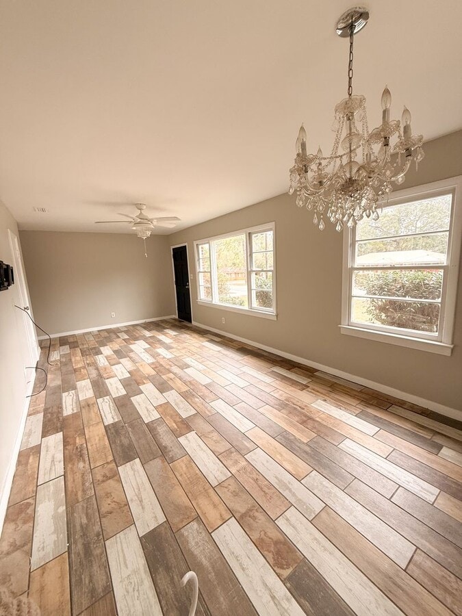 Photo - 1221 W Alden Ave