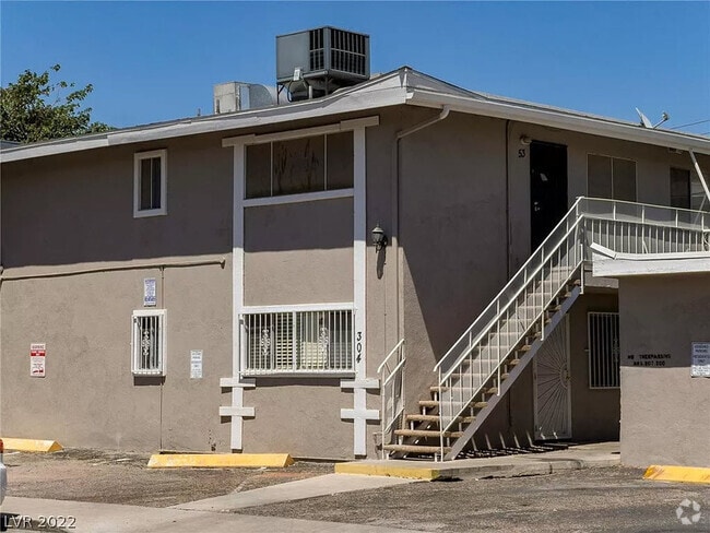 Building Photo - 304 Orland St Rental