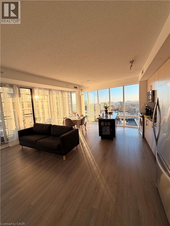 Photo - 85 Duke St W Unité 908