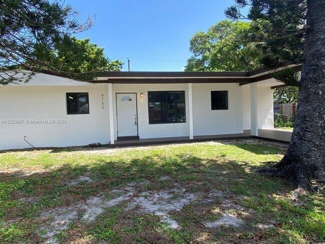Photo - 4780 NW 177th St House