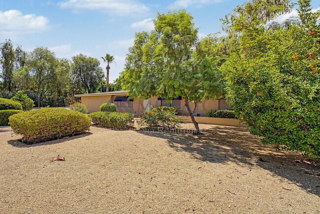 Photo - 3333 E Medlock Dr