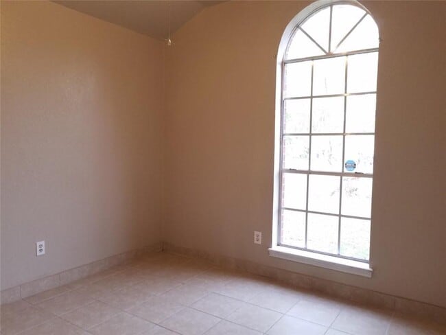 Dormitorios - 2553 Alana Ln