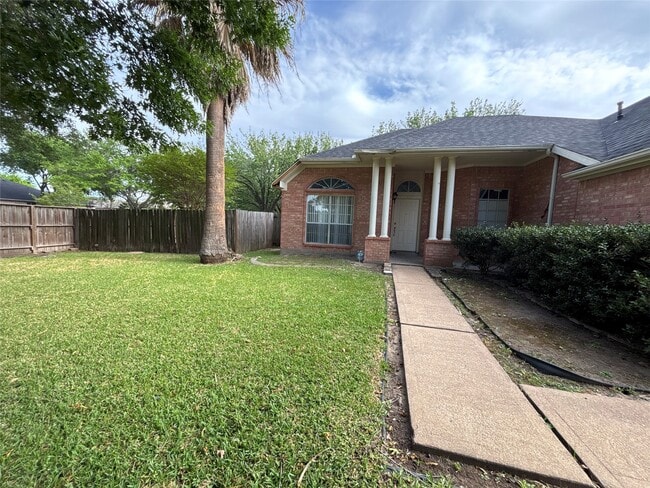 Photo - 15803 Mission Estates Ct