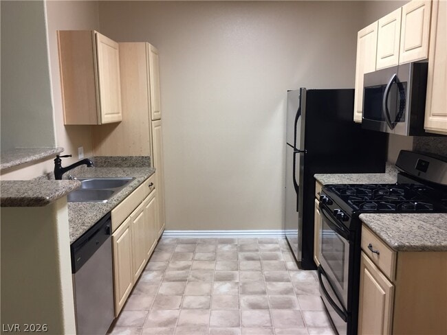 Photo - 8250 N Grand Canyon Dr Unidad 2158