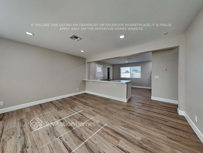 Photo - 3402 W Charter Oak Rd