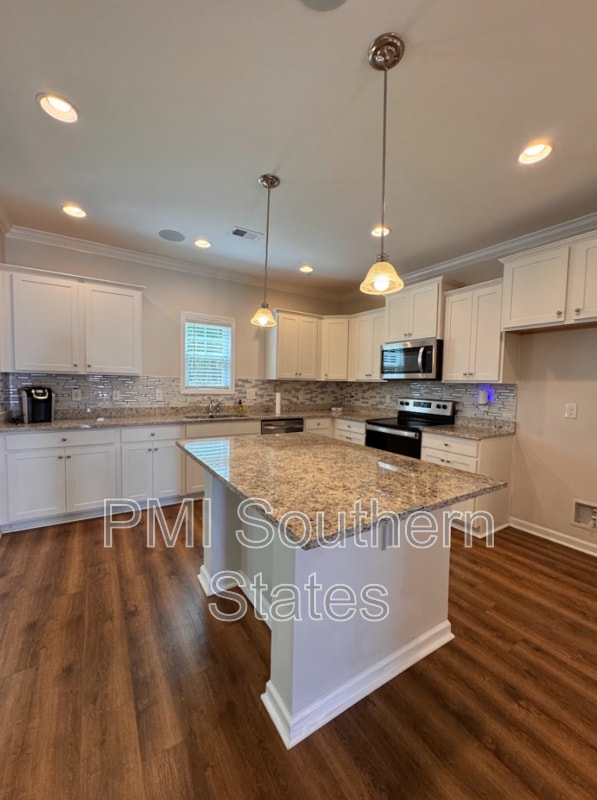 Photo - 320 Alameda Ln