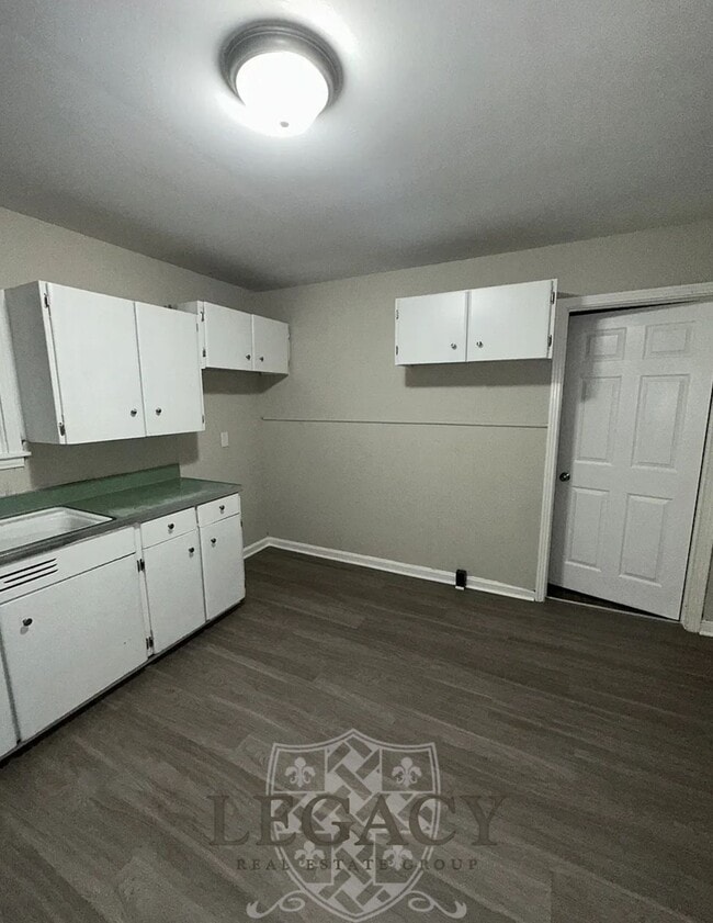 Photo - 2211 Larimore Dr