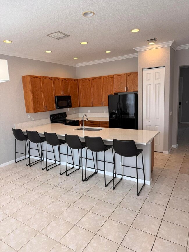 608 NW 25th Ave