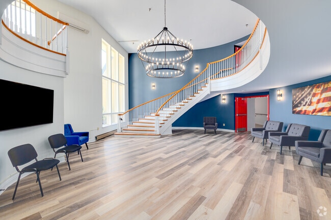 Oasis Manor - Senior Housing Apartments