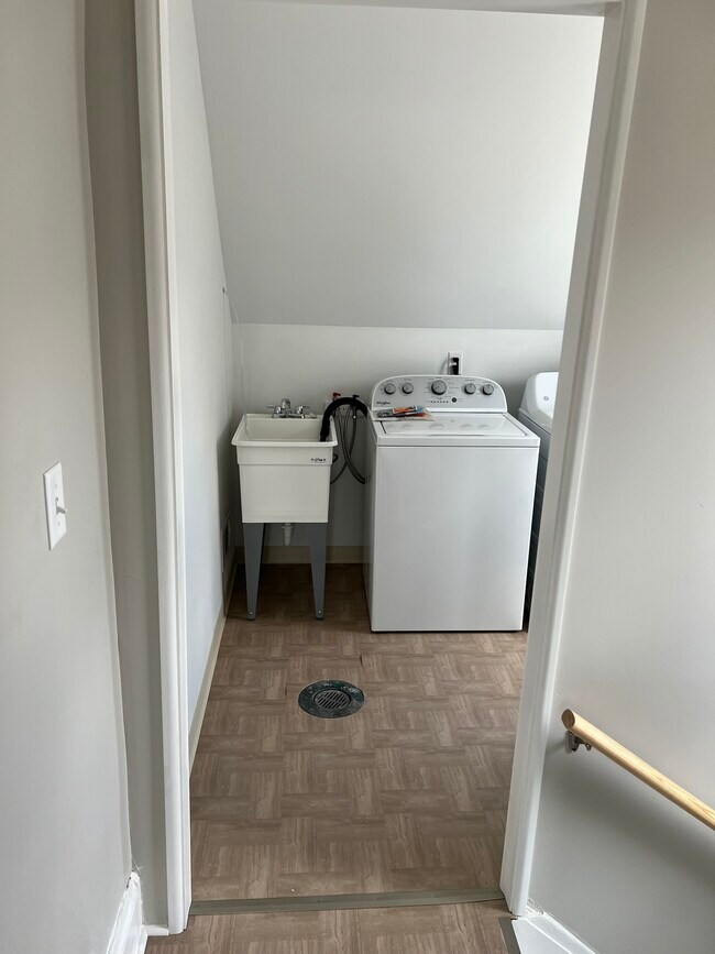 Photo - 95 Craighead St Unit 2nd Floor