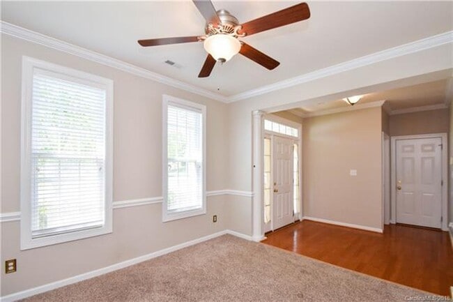 Photo - 4 BR/2.5BA Community Pool | Fenced backyard!