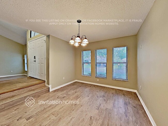 Photo - 6239 Greenwich Dr