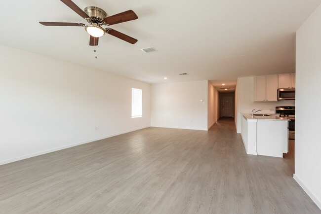 Photo - 2234 Croaker Crk