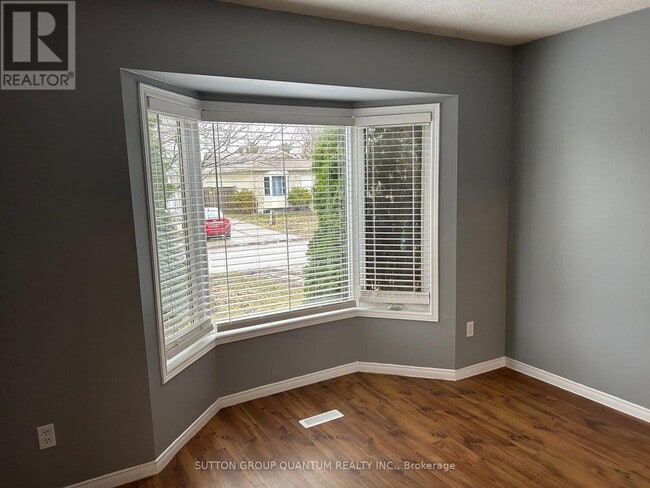 Photo - 987 Prosperity Ct