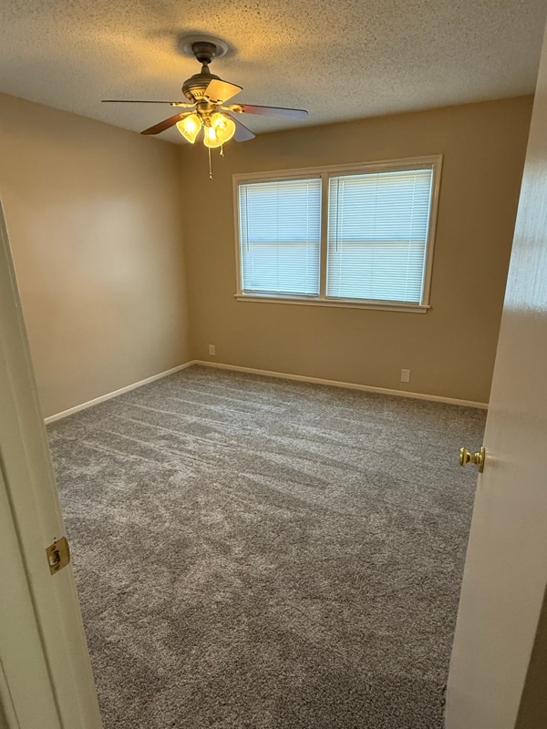 Photo - 711 S 68th Ave