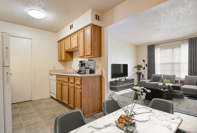 Photo - C&W Grandview Apartments