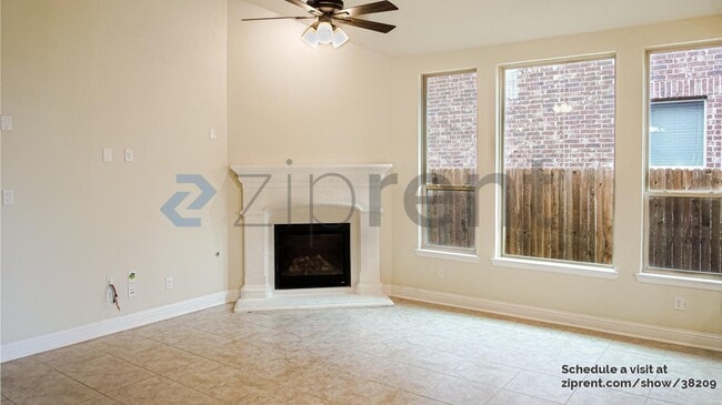 Photo - 1000 Lancaster Dr