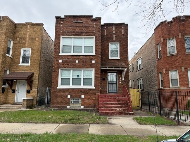 Building Photo - 7958 S Kingston Ave Unit 2