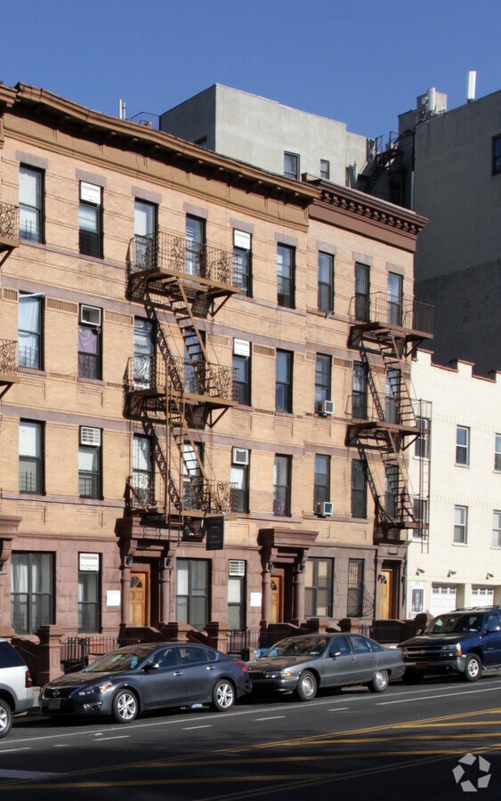 Photo - 787 Saint Nicholas Ave