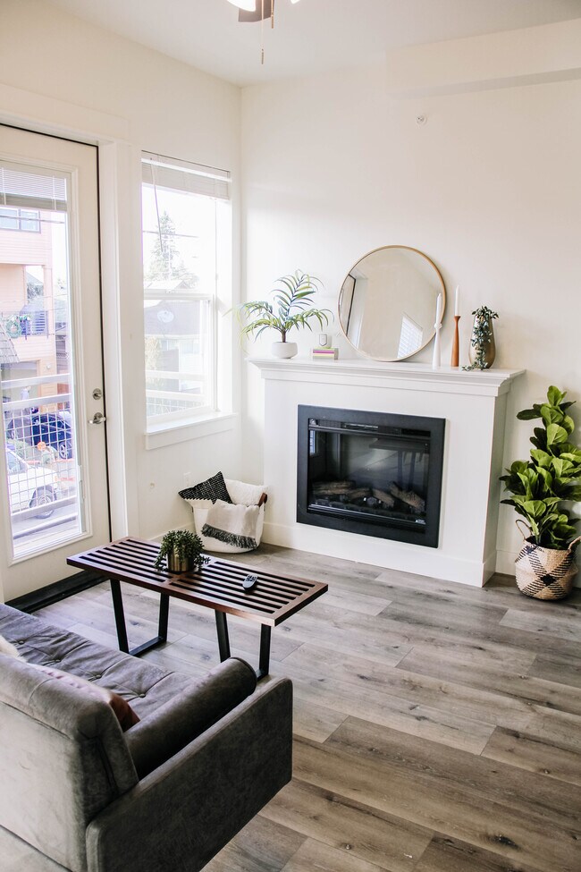 Photo - Amore Unit 402