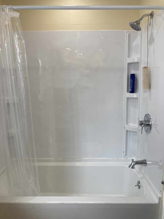 Photo - 506 W William St