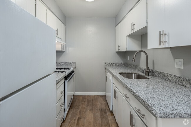 Interior Photo - Magnolia Place Apartments