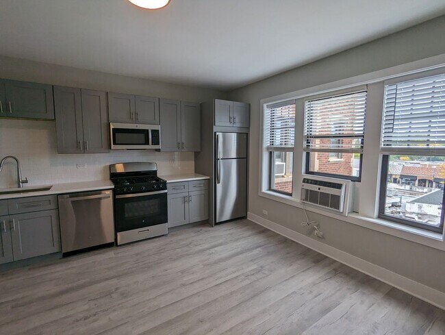 373 Hazel Ave Unit D7