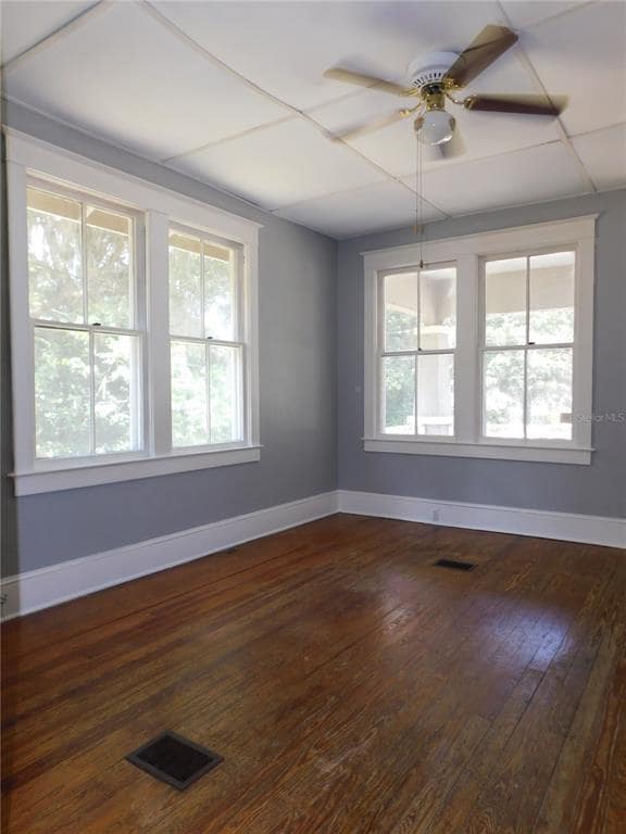 Photo - 541 NE 11th St