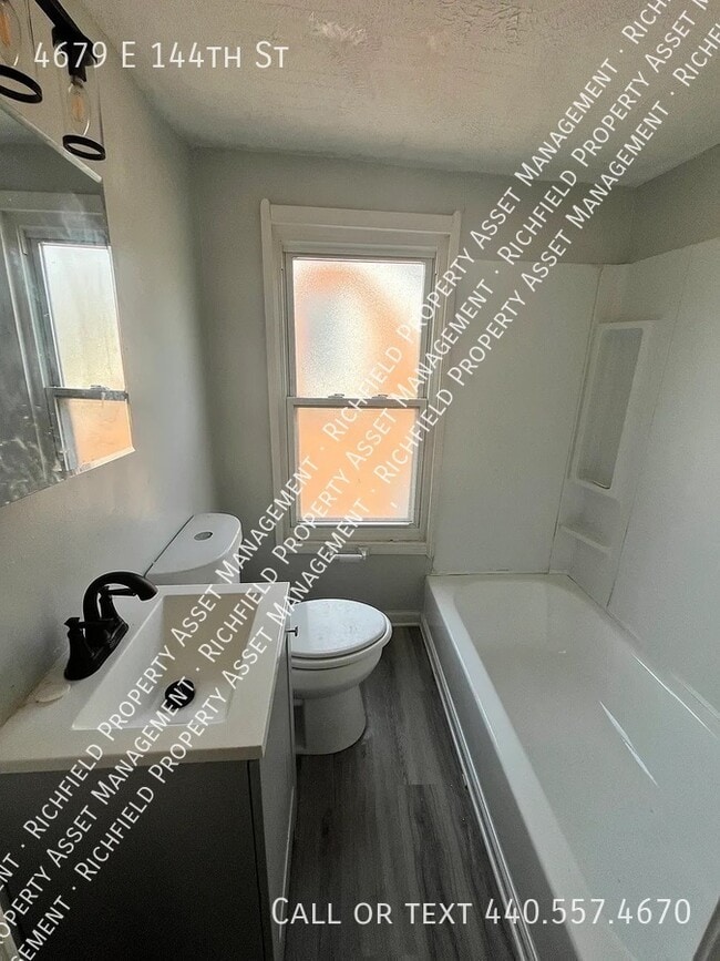 Photo - 4679 E 144th St