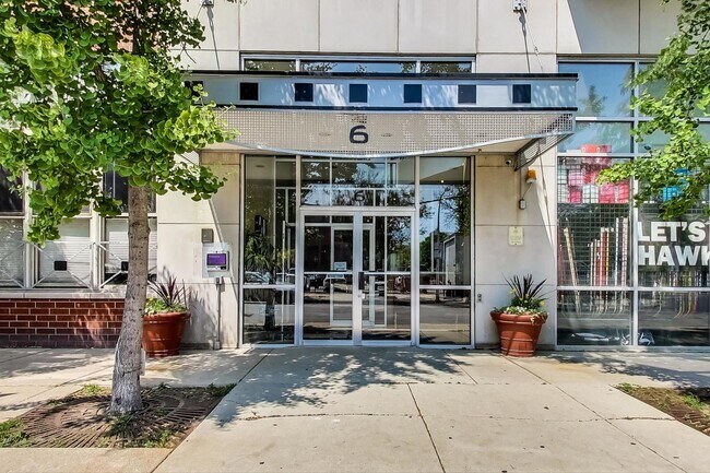 Photo - 6 S Laflin St Unit 822