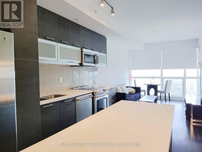 Photo - 388 Yonge St Unité 6704