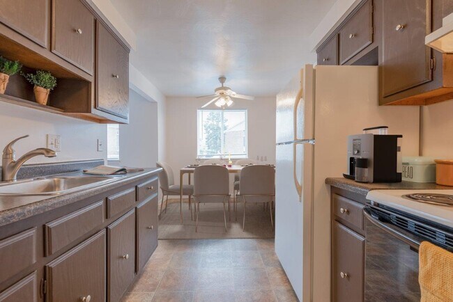 East Ridge Manor Apartment Homes