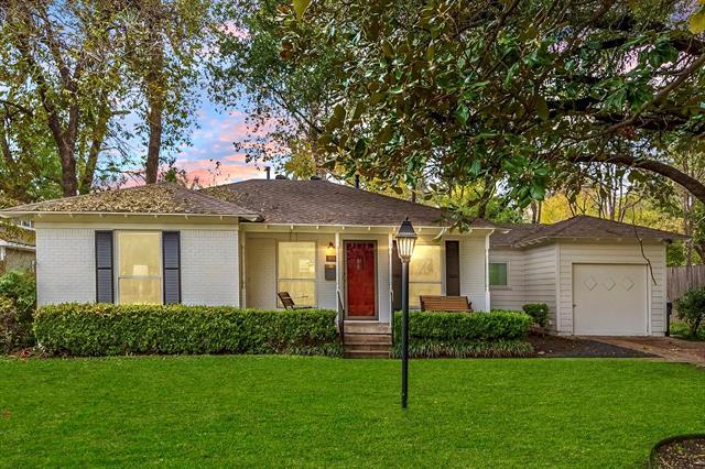 Building Photo - 3808 Shorecrest Dr Rental