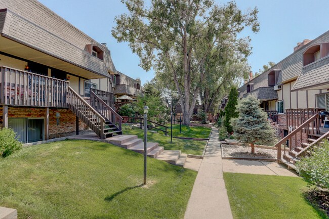 Photo - 8060 W 9th Ave