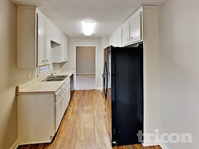 Photo - 5272 Ferry Creek Ln