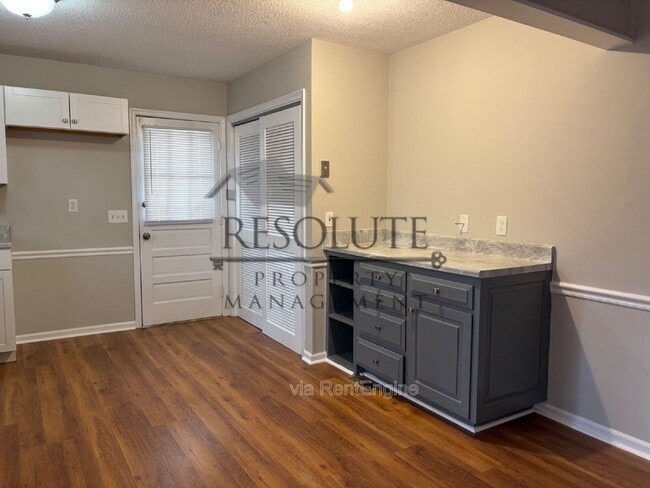 Photo - 5920 Crepe Myrtle Ct