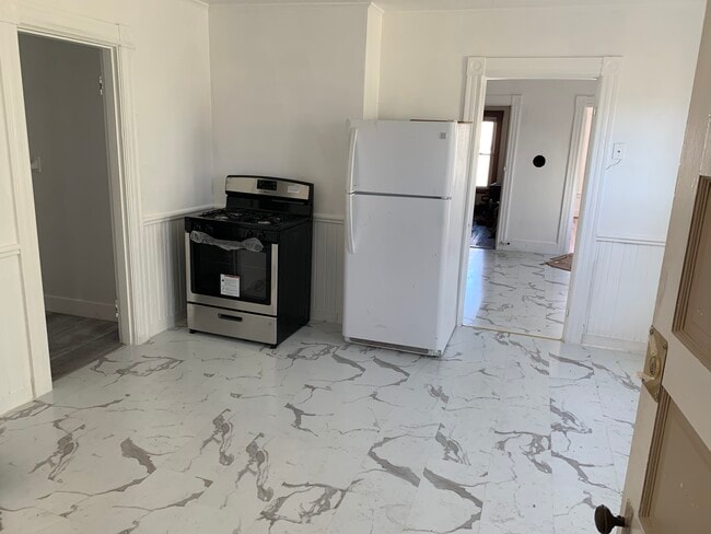 Photo - 363 Spruce St Unidad 2