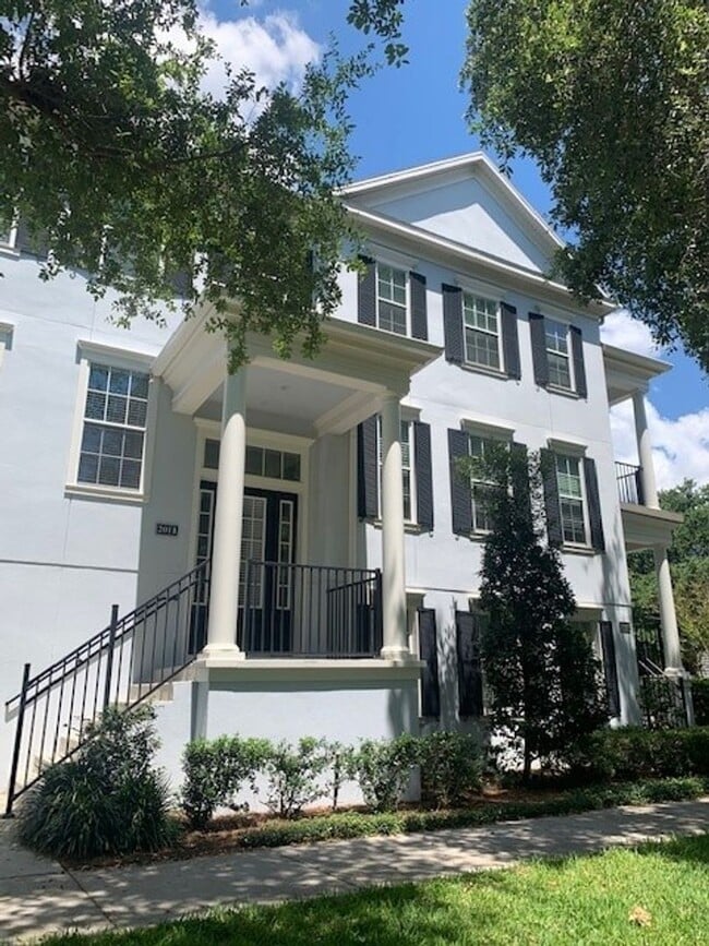 3-story, 3/3.5, updated, townhome in the h... - 3-story, 3/3.5, updated, townhome in the h...