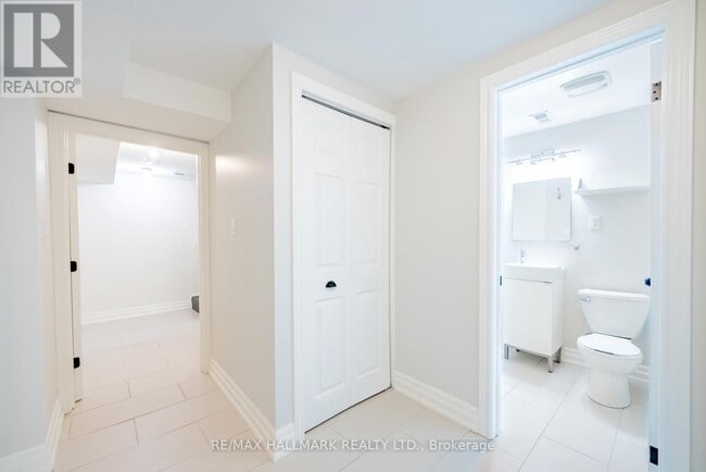 Photo - 1041 St Clarens Ave