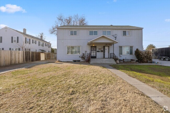 Building Photo - 1517/1519 Thayer Dr Unit 1517 Thayer Rental