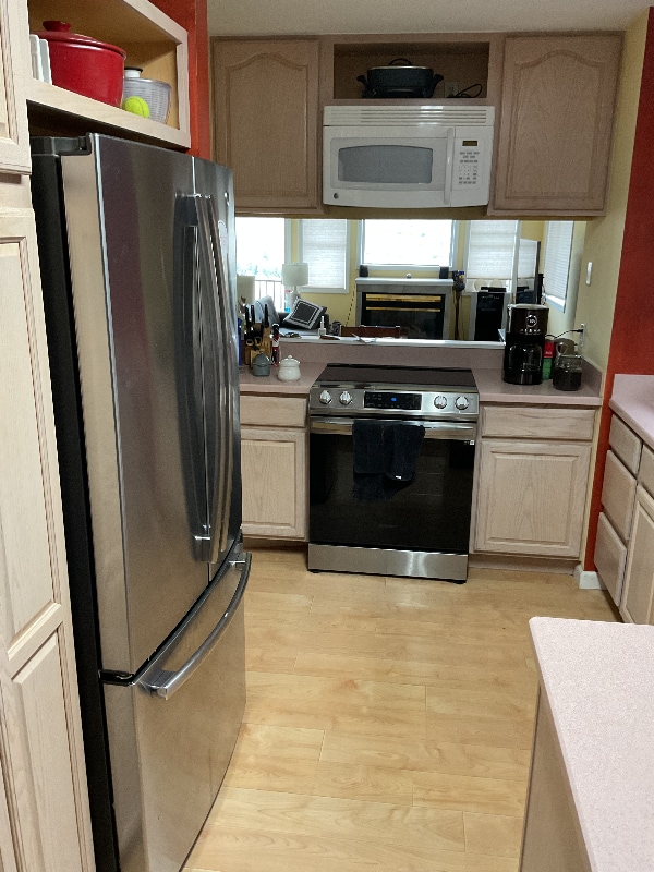 Photo - 460 Moonridge Dr