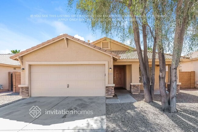 Building Photo - 17235 W Elaine Dr