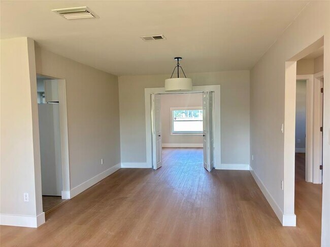 Photo - 10935 Gable St